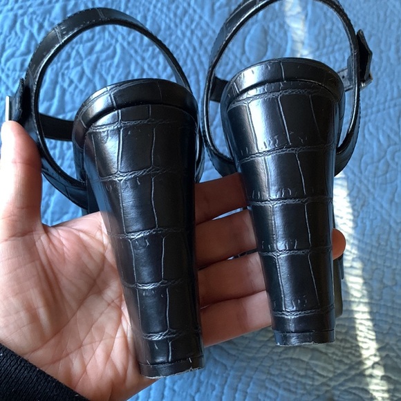 Chinese Laundry Black Strappy Crocodile Sandals Shoe‎ Size 9.5 - Picture 12 of 14